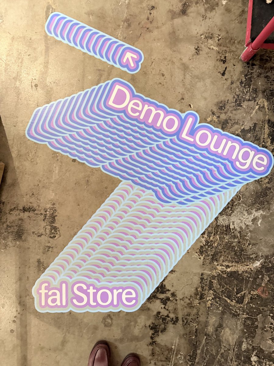 adamho's tweet photo. I love that we spent so much time obsessing on the floor decal designs 🫪

@HyunjungLee_  🎨 https://t.co/lnnJAdLVuF