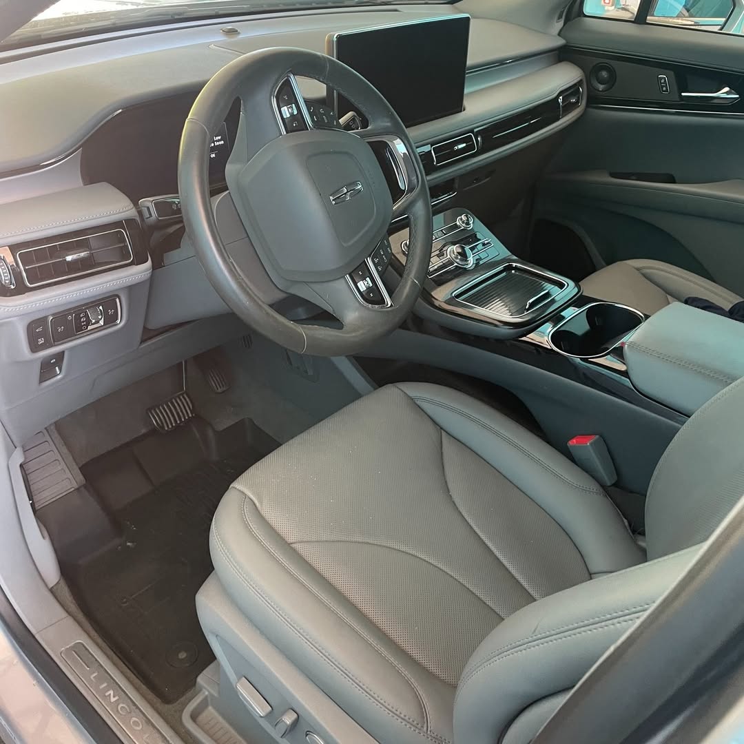 CorpangerM's tweet photo. Tom loves his Lincoln Nautilus, which is why he only trusts Gary's Auto Detailing. Call or text 410-446-7851 today to schedule your appointment! https://t.co/8YHs7g5x3r