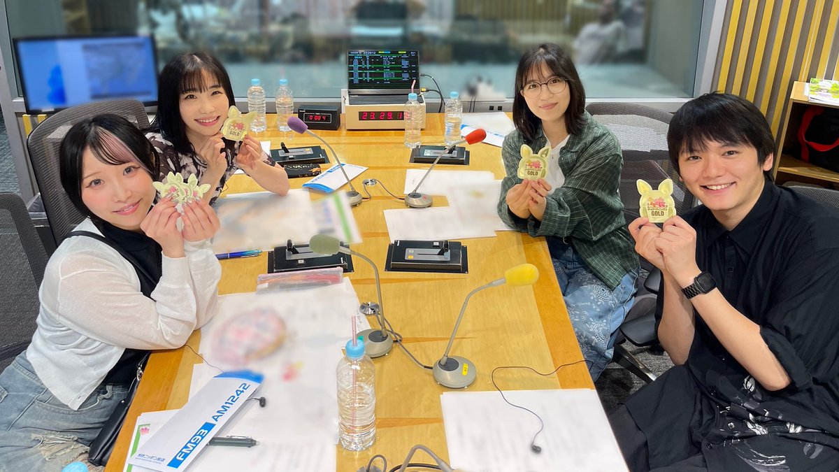 Ann_Since1967's tweet photo. 『ウマ娘のオールナイトニッポンGOLD』🥕

大西沙織・篠原侑・真名瀬日和 
の3人で無事完走！💨
ゲストは濱田龍臣 ✨

今日の放送、意外とやるじゃん！

「逃げ切りっ！Fallin' Love」の
ドリームカバーも特別O.A.♪

🎧radiko
https://t.co/IWR2fwvlmv 

#ウマ娘ANNG #ウマ娘 #ニッポン放送 https://t.co/9Z1FMkENet