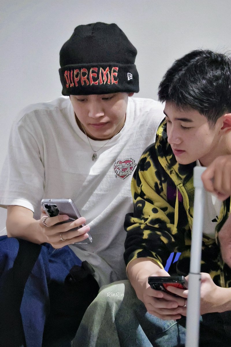 ShelyYantt36825's tweet photo. Liat beginian sebelum tidur tu bikin adem dan terharu 🥹 setelah ini bisa tidur nyenyak,mondpro sehat sehat yaa dan selamat bersenang senang di Vietnam 🥹💙💚 https://t.co/m539zL2r7X