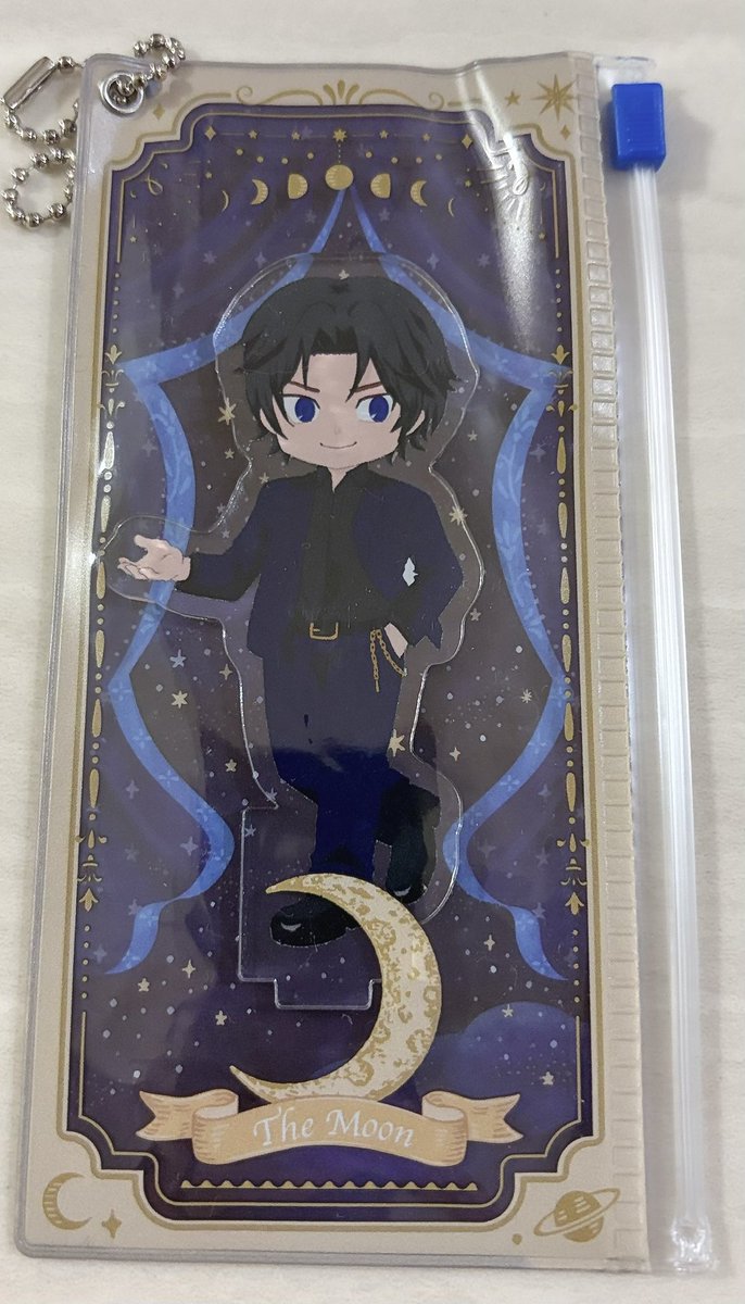 cepskome084's tweet photo. 先日100均で買ったアクスタケース🌙 https://t.co/p2puCwYekU