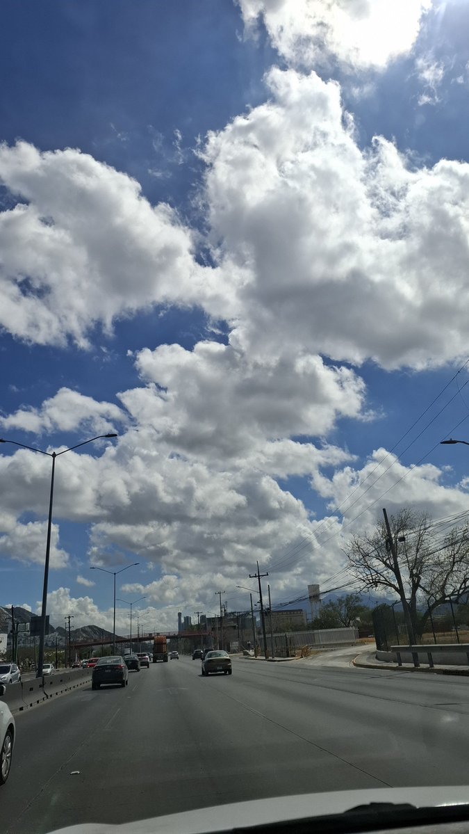 pasionxray2's tweet photo. Chulada de cielo el día de hoy 🔝 https://t.co/Ql0GenfLtQ