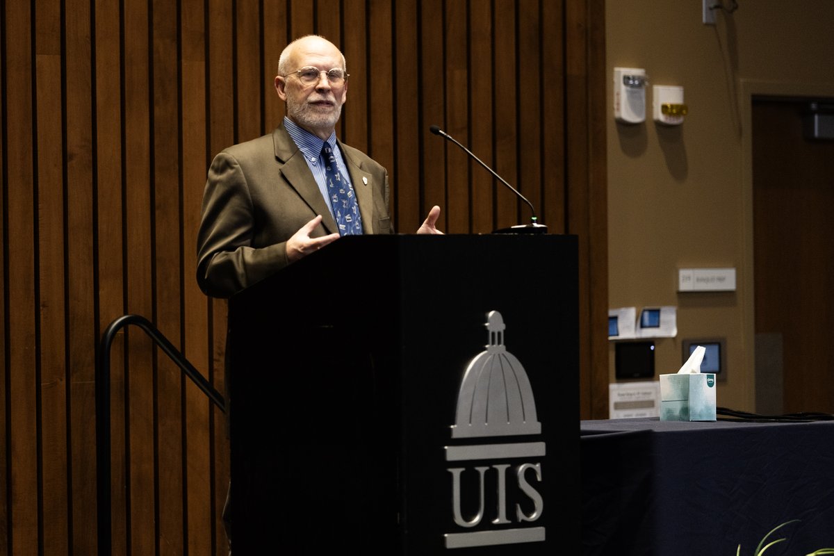 UofILSystem's tweet photo. President Killeen and our chancellors gathered at @UISedu to reflect upon what they saw and heard across the state this week. The conversation underscored the importance of the partnership between our system and state, and the tangible benefits that it provides to Illinoisans. https://t.co/vXAhzolSQN