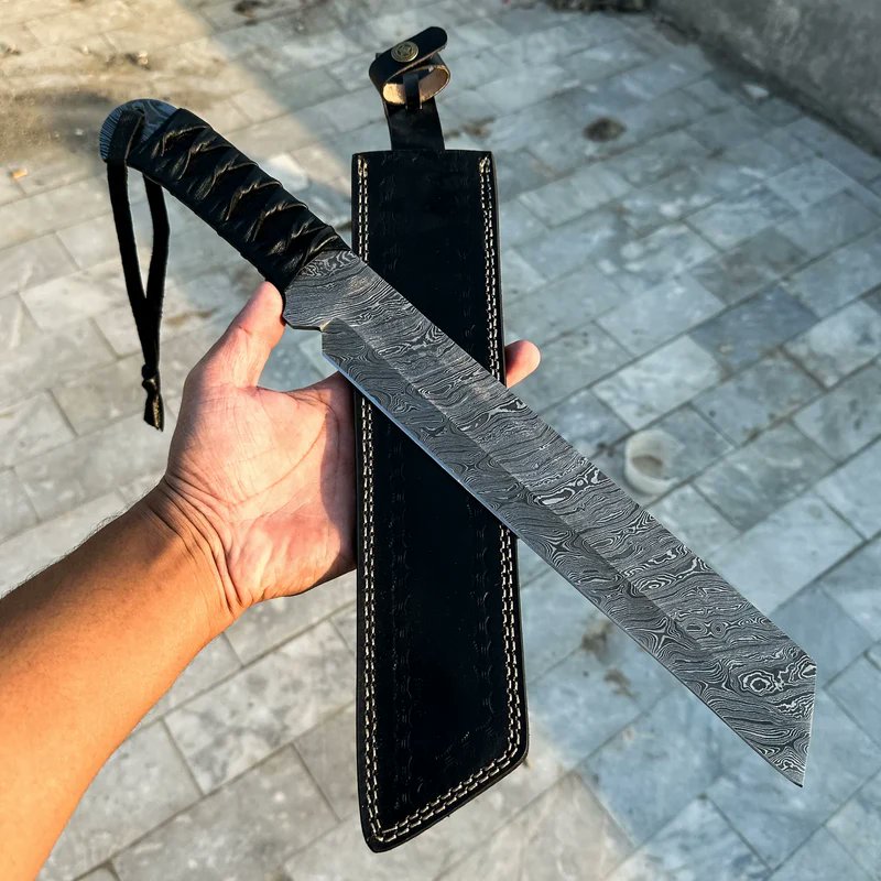 thevikingblade's tweet photo. Handmade Full Tang Damascus Steel Seax Knife – Leather Sheath &amp; Wrapped Handle

https://t.co/ZR3MAFJXnz https://t.co/5hw00KjVlP