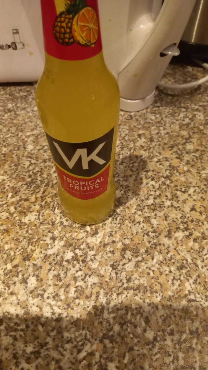 goddessrosiemaa's tweet photo. Friday night drinks, courtesy of your hard work. Send big right now to fund my night in with the girls https://t.co/3rfCtlDQWN