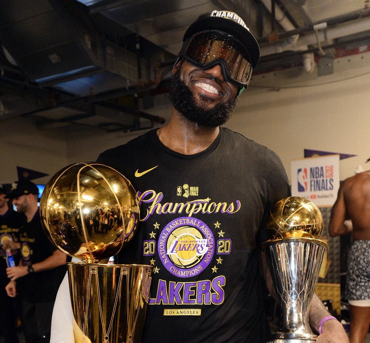 PolymarketHoops's tweet photo. ESPN’s list of the top 25 players of the 21st century 🍿:

1. LeBron James
2. Kobe Bryant
3. Steph Curry
4. Tim Duncan
5. Shaquille O’Neal
6. Kevin Garnett
7. Nikola Jokic
8. Dwyane Wade
9. Kevin Durant
10. Dirk Nowitzki
11. Giannis Antetokounmpo
12. Steve Nash
13. James Harden
14. Jason Kidd
15.Chris Paul
16. Kawhi Leonard
17. Manu Ginobili
18. Allen Iverson
19. Anthony Davis
20. Ray Allen
21. Tony Parker
22. Draymond Green
23. Russell Westbrook
24. Pau Gasol
25. Luka Doncic

(via ESPN)