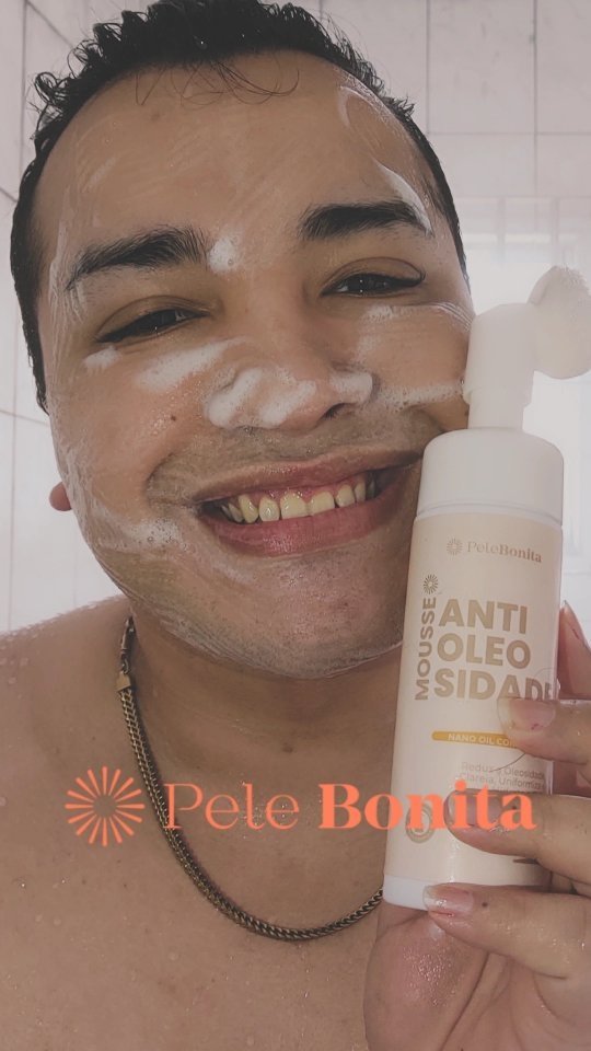 BruxoArmando's tweet photo. Deixe a pele ainda mais perfeita com #pelebonita
@lucasgreal @Carlinhosmaiaof
#pelebonita #carlinhosmaia #lucasguimarães #carlu #casadabarra https://t.co/qoehwfDBDO