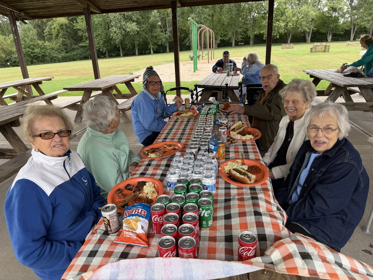 cardon_assoc's tweet photo. Fall has officially arrived, and the weather understood the assignment! πβοΈ Our CarDon communities welcomed the first day of autumn with seasonal celebrations, time outdoors and plenty of fall fun.
#FirstDayOfFall #CarDonCares https://t.co/swTGDzqXe1