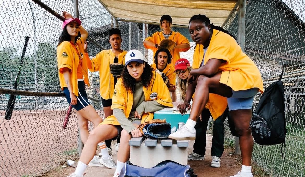 slopitchupdates's tweet photo. can we talk about just how ICONIC  @SloPitchSeries is in itself?!?!?! a lesbian mockumentary style sitcom about softball lead by a diverse cast and crew, it’s evident that this series was brought to us by queer people for queer people with lots of humour &amp; a lot of heart  
🙌 🥎 https://t.co/LD6yPYsEoD