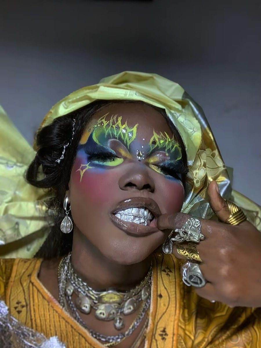 AwurikaPrincess's tweet photo. Leaving this masterpieces here until my next look!! https://t.co/dROkY30MHZ