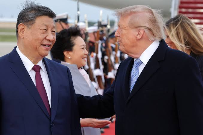 ryanl_hass's tweet photo. 1/ The contrast in approaches between Trump and Xi for this state visit has been pretty striking. For Trump, the pageantry appears to be the point. The focus is on forging personal bonds with Xi and signaling that both leaders can keep competition under control. 🧵 https://t.co/B26VRKZ44d