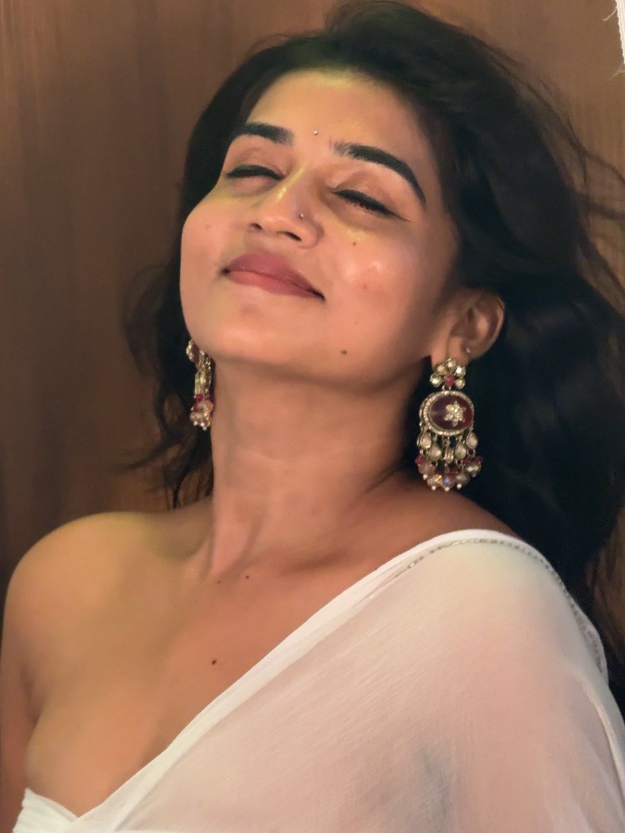 AmalaVibes's tweet photo. Ridhi Sneha Ajmer🔥 https://t.co/G7TauWaZYo