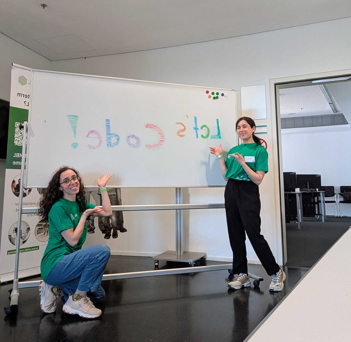 ensembl's tweet photo. We are at EuropeanResearchersNight @embl A unique chance for all ages to meet researchers from different fields, try hands-on science (Including a coding workshop!) and see how research shapes our daily lives and our future.
#STEM #EMBL https://t.co/MzSctQIk47