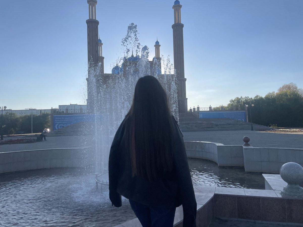 ameliav6si's tweet photo. 14к шагов ебаный в рот https://t.co/yuVSmcRR3W