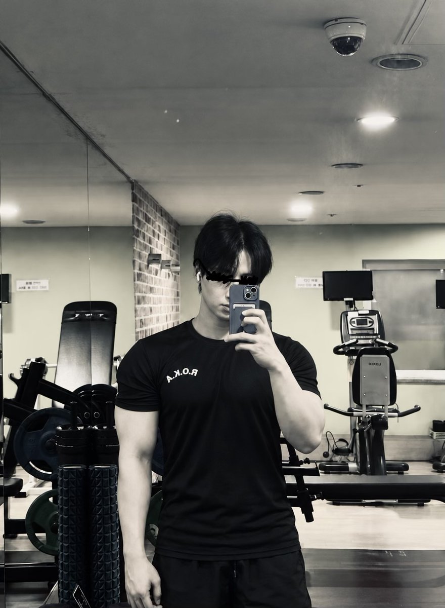 chajun01's tweet photo. 진짜 오랜만에 열어보는 트��!
177/72/02/20대 후반입니다
사디스트/디그레이더/스팽커
운동 꾸준히 합니다~ 얼굴은 친해지면 보내줄게요!
진입장벽 별로 안높아요! 
저만의 강아지가 되실분 구해요! 
오이데 오이데~ 얼른

#에세머_트친소 #에세머트친소 
#트친소 https://t.co/x4nmEQoYRj