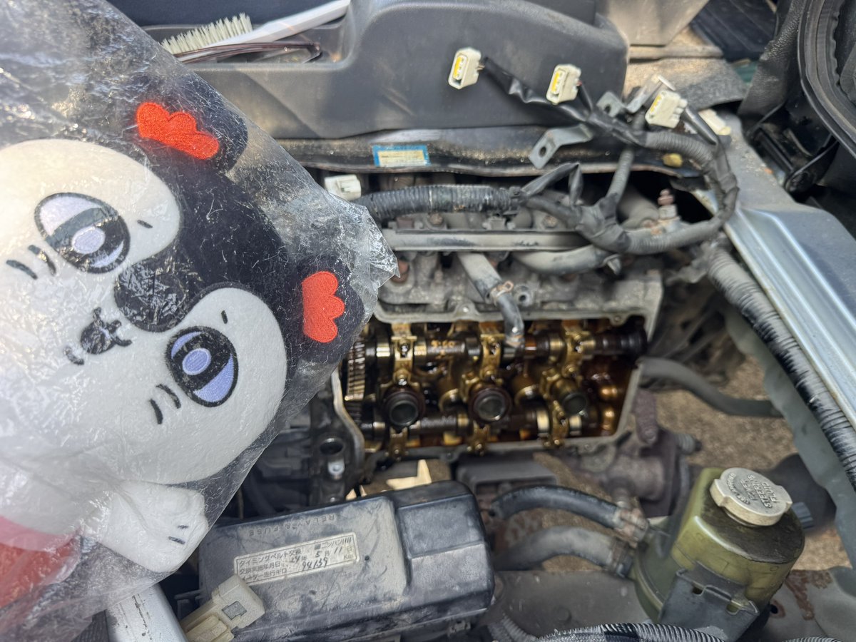 BP5_LEGACYfwo's tweet photo. ダイハツ ハイゼットS320Vでオイルが漏れるということで修理した。エンジンのタペットカバーのゴムパッキン交換でした🌀そのあと試運転し漏れ確認して大丈夫でした👌 https://t.co/pcNo6TJbOE