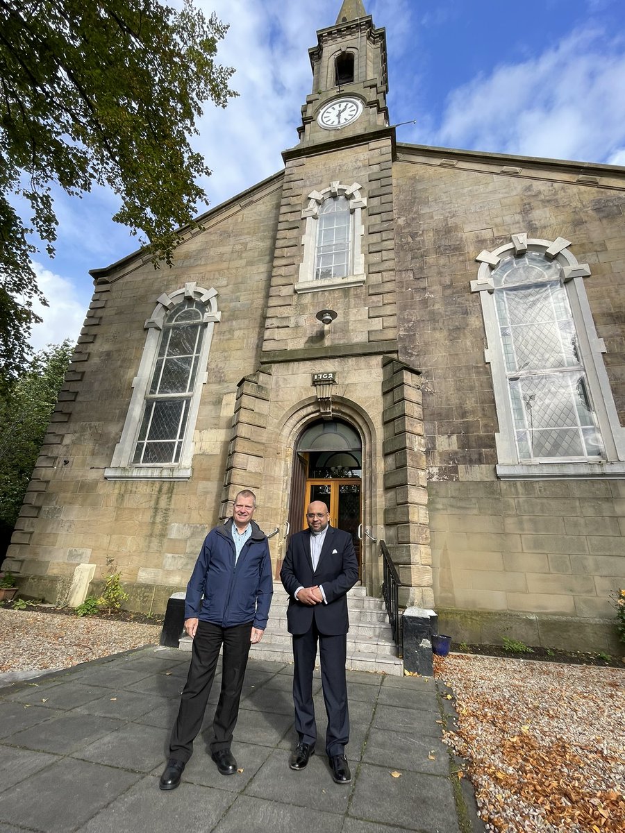 GrahamSMSP's tweet photo. Lovely to chat to my old pal Rev Jason Lingiah at St Andrew’s Church in Bellshill today about a range of local issues. Dating back to 1762, it’s the oldest building in town I believe. https://t.co/t7kpPR57uE