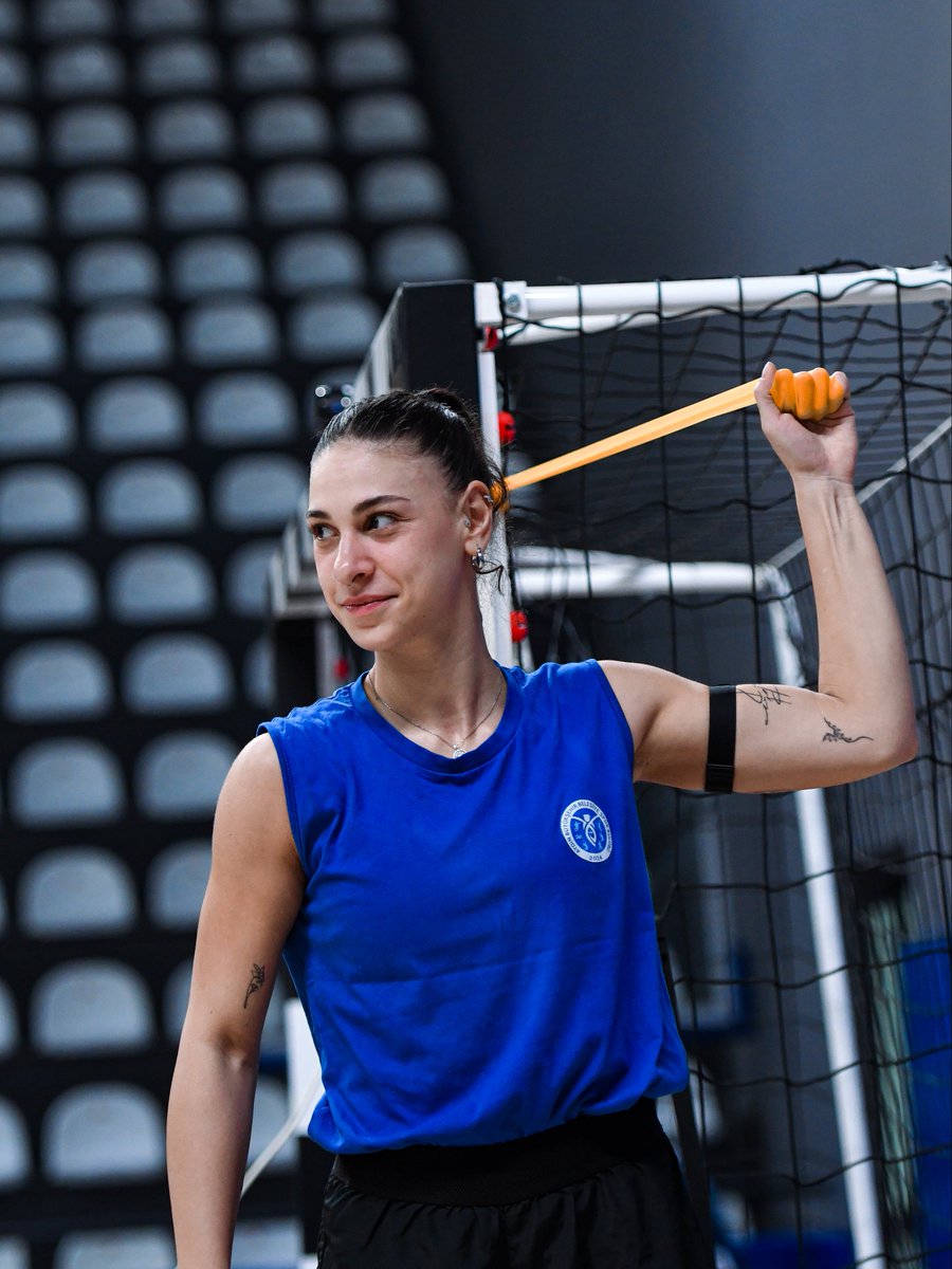 AydinBBSK's tweet photo. Aydın Cup’ın ilk maçında karşılaşacağımız İBA Kimya TED Ankara Kolejliler karşılaşması için ısınmadayız! 🔥 https://t.co/irJeMTHQb3