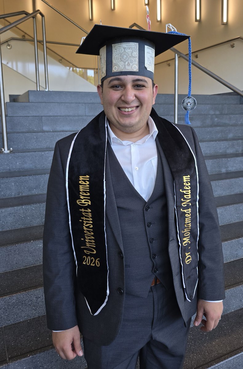 Rolf_Drechsler's tweet photo. Mohamed Nadeem finished his PhD – congratulations!
https://t.co/0yHiqIwEuD @MohamedNad54528 @agra_uni_bremen #PolyVer https://t.co/HUf1oQ0yjf
