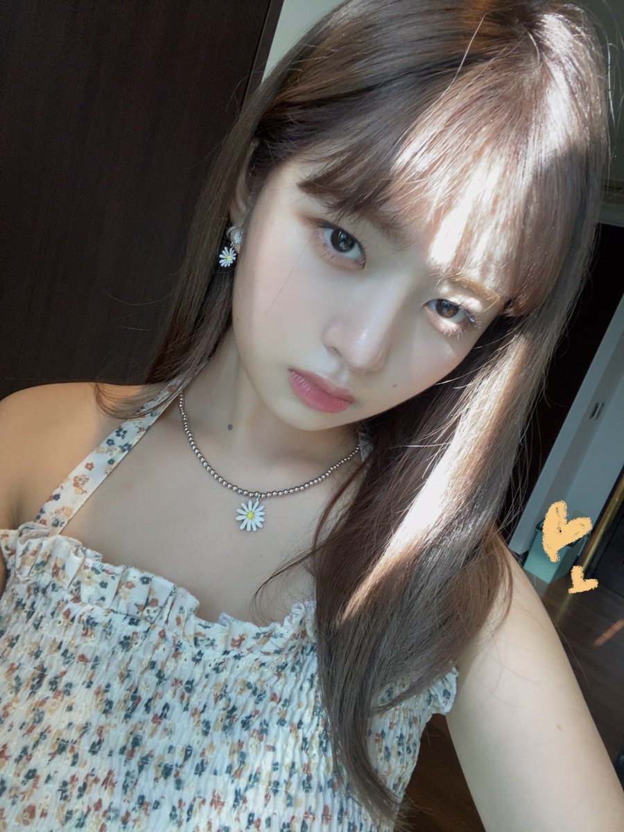 hourlynaoirei's tweet photo. #IVE #REI #아이브 #레이 #レイ https://t.co/4M2k5PDYZm