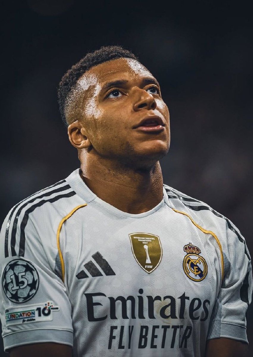 Madridpulse0's tweet photo. 🚨 VINÍCIUS JÚNIOR PROBLEM WAS NEVER KYLIAN MBAPPE 

you must be sick if you think it's mbappe that gives rise to this DELIMA.

🛑40 minutes with  Brazil’s match against Australia

❌no successful take ons
❌No isolation of your man
❌ acting dramatic instead of been energetic
❌ shooting abilities is something else 

YOU CALL THESE KYLIAN MBAPPE FAULT?

It’s been nearly two weeks since Vinícius has consistently shown these below average level

🛑 THE QUALITY IS THERE BUT THE PERFORMANCE COMPLETY USELESS AND UNACCEPTABLE 

you have my love vini but performance over big name that's my policy, i want to see yan diomande start ahead of him......