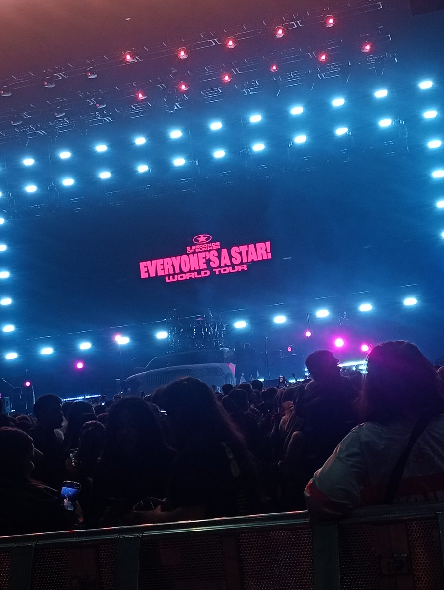 sprbIoom's tweet photo. ࣪ ✰ .ᐟ hilo de mis fotos/videos del #EASBuenosAires, porque si ashton no supera entonces yo menos ₊⊹⠀⠀⠀⠀⠀⠀⠀⠀⠀⠀⠀⠀⠀⠀⠀⠀⠀⠀⠀⠀⠀⠀⠀⠀⠀⠀⠀⠀⠀⠀⠀⠀⠀⠀⠀⠀⠀⠀ https://t.co/eWlcl5sFVQ