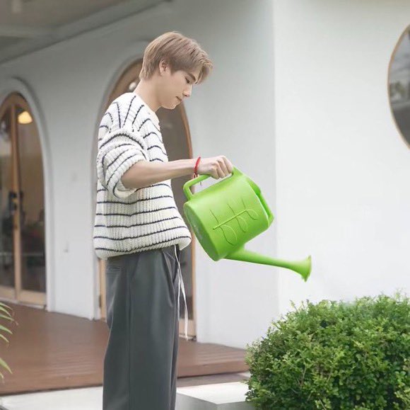 yuyu200190's tweet photo. Narak 💓
📸 TikTok : @phuwintang
🔗 https://t.co/BXxrv90kjs
#SamsungTheMovingStyle
#SamsungTV @SamsungThailand
#phuwintang https://t.co/gZBf3rTD3G