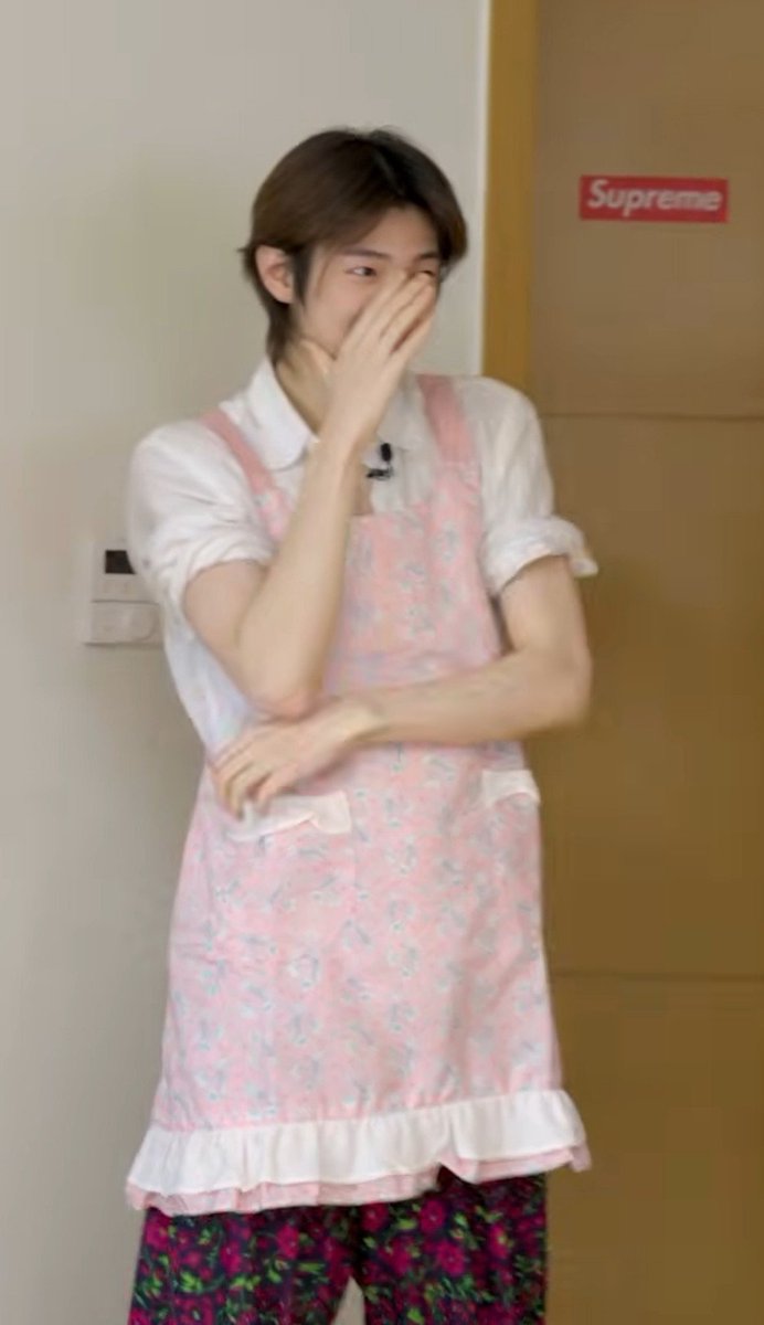 tomatiiiin's tweet photo. Istriku cantik banget kamu istrikuuuuuu 😭😭😭 https://t.co/92wZz8DvUU