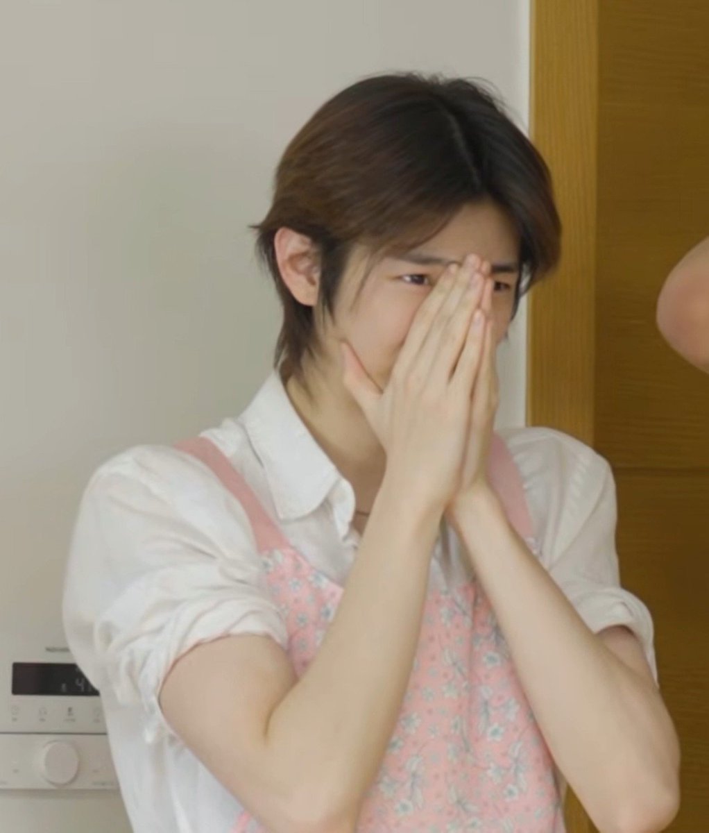 tomatiiiin's tweet photo. Istriku cantik banget kamu istrikuuuuuu 😭😭😭 https://t.co/92wZz8DvUU