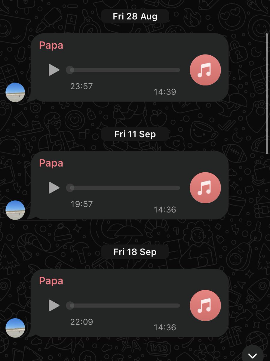 userm4u's tweet photo. Tout les vendredi mon père il enregistre le prêche de l’Imam et l’envoie à moi et mes frères, qu’Allah lui accorde le Paradis https://t.co/kA4UmZxc4y