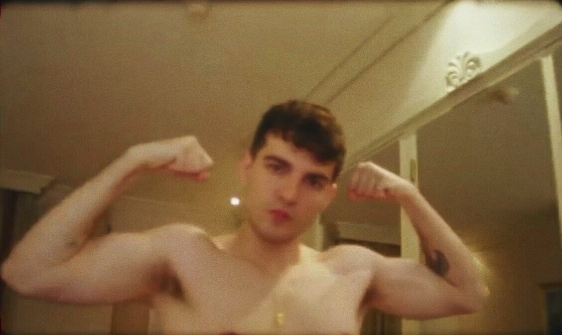 Goonter_0's tweet photo. Flex bíceps 💪🏻😵‍💫 https://t.co/SFL5bfp83j