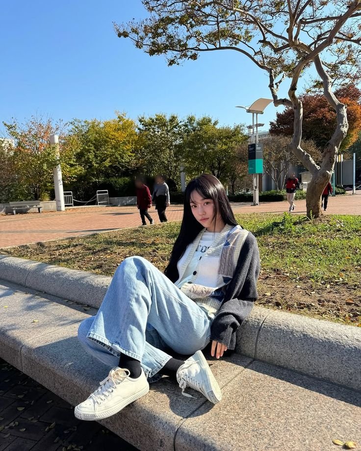 YOONSEOaeth's tweet photo. @aetheriacademy Hello, I am Seraya Eloise.

I have received Aetheria’s invitation, and I am here to accept my place within the Academy.

I am ready to step beyond the gates and begin my journey as an Aetherian. ✦ https://t.co/fpUNGDnty1