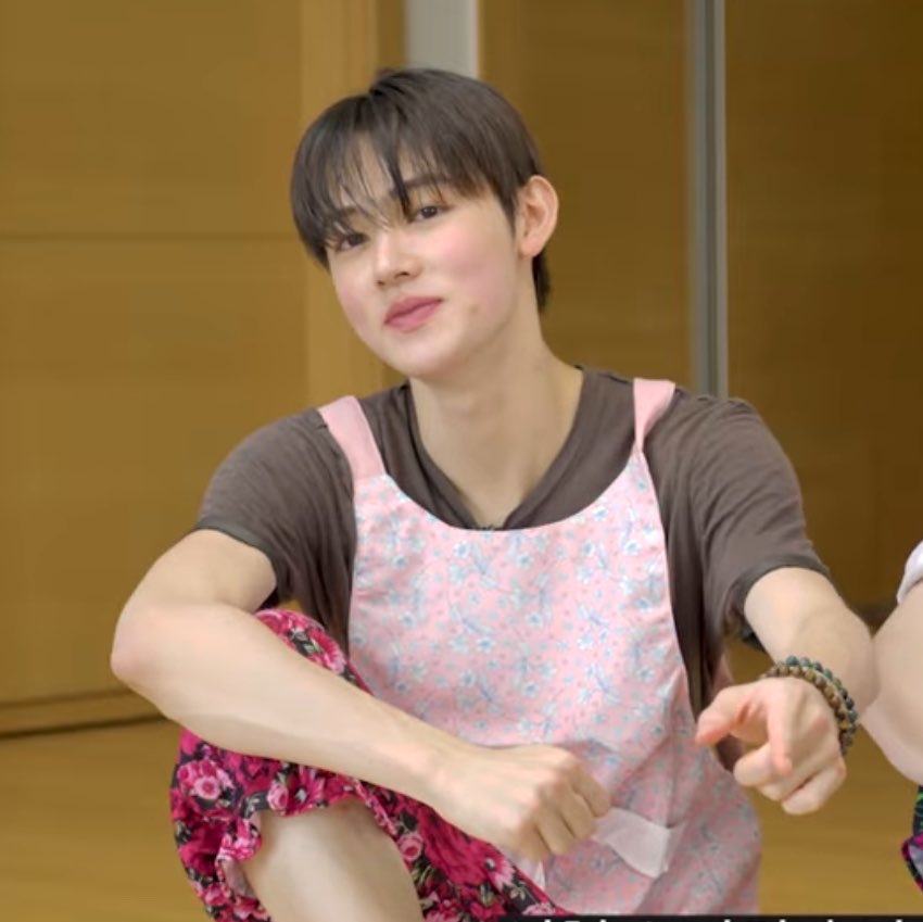 eyanngantuk's tweet photo. habis main masak masakan PIPINYA JADI MERAHH GEMES BANGET😭😭 https://t.co/1rCix7eqnL