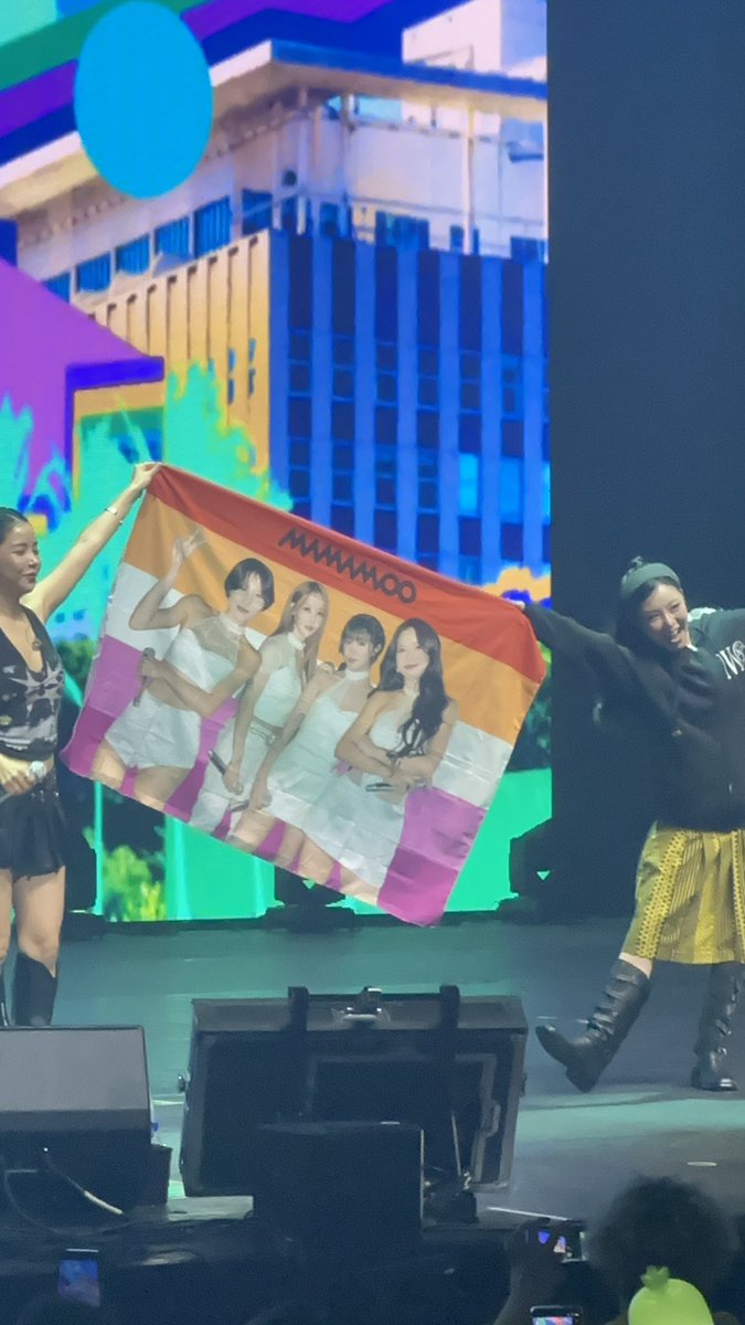 wheeism's tweet photo. 🏳️‍🌈? https://t.co/SJqRCbl9VN