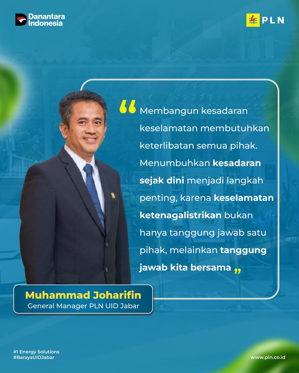 pln_jabar's tweet photo. PLN UP3 Purwakarta edukasi siswa SMPN 5 Purwakarta tentang penggunaan listrik yang aman, potensi bahaya, dan pentingnya menjaga jarak dari jaringan listrik. Kenali risikonya, gunakan listrik dengan aman!

#PLNJabar #PLNMobile #BarayaUIDJabar #EdukasiKelistrikan #EdukasiK3 https://t.co/dbU2iFY1go