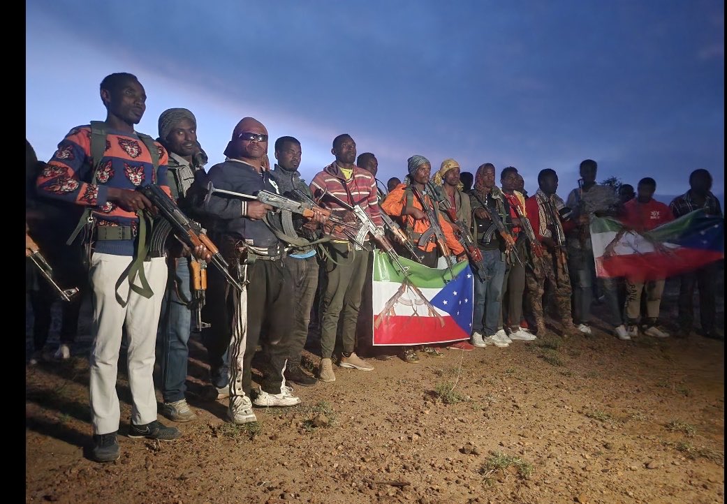 Eriarmy_eripost's tweet photo. The Sidama National Liberation Front (SNLF), also known as the Sidama Liberation Army, announced today that it has officially joined the Ethiopian Peoples’ Forces Alliance for Survival in an effort to remove Prime Minister Abiy Ahmed. @ArmySidama @tesfanews @GirmaTelk @NakfaPress @sajid_nadeem78 @ONLFofficial
