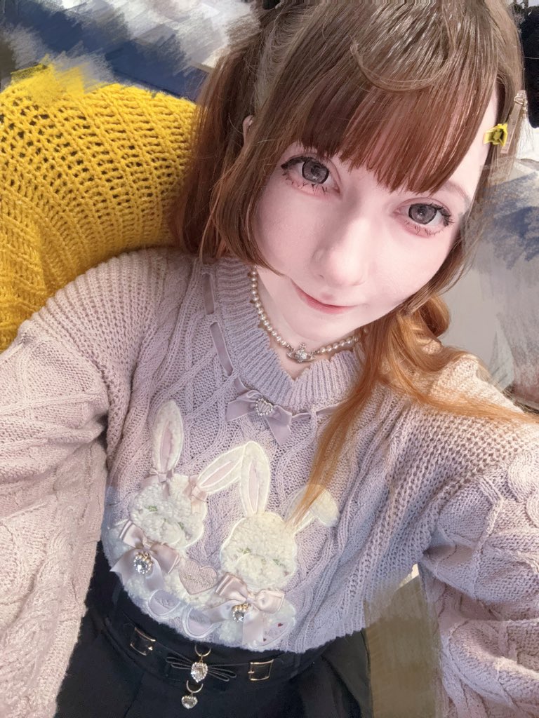 yui_yu06's tweet photo. Мейкапцелка? Или еще нет? https://t.co/12hu4SZK2l