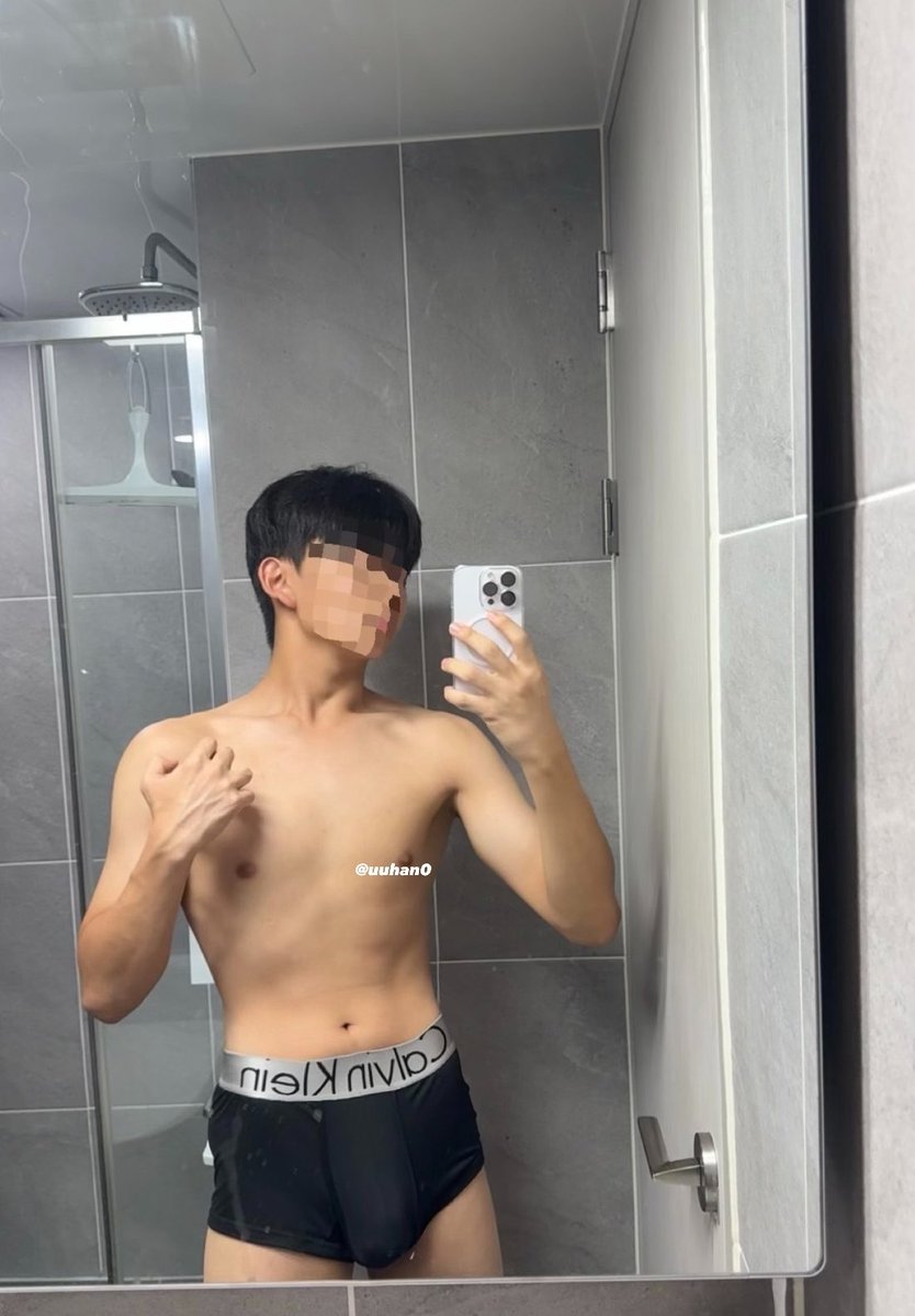 uuhan0's tweet photo. 켈빈 좋남 연락해 https://t.co/Dhb4DlqcBt