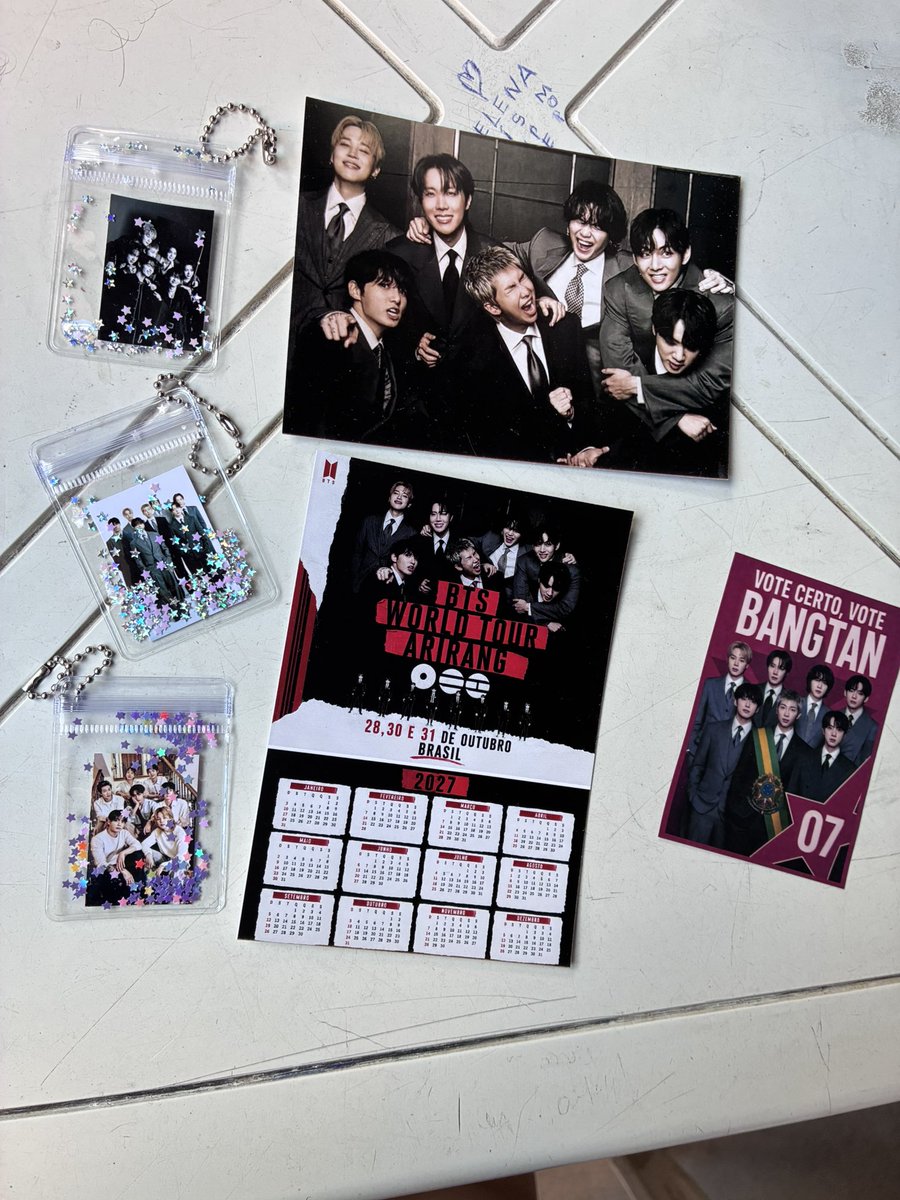 Ed06441475Maria's tweet photo. @ifckjgguk Aiii, eu quero🤩. 
Vamos trocar? https://t.co/ltnOLG0kyo