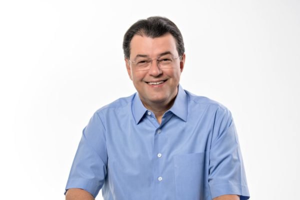 levyyuki_'s tweet photo. Estamos na reta final das eleições em 2026 e muita gente não sabe que pode votar em até duas pessoas diferentes pro senado, são duas vagas em disputa, não pode repetir os votos, aqui no Amazonas deixo minhas recomendações:
Professora Evany ( PSOL )
Eduardo Braga ( MDB ) https://t.co/UdJc3KPz9d