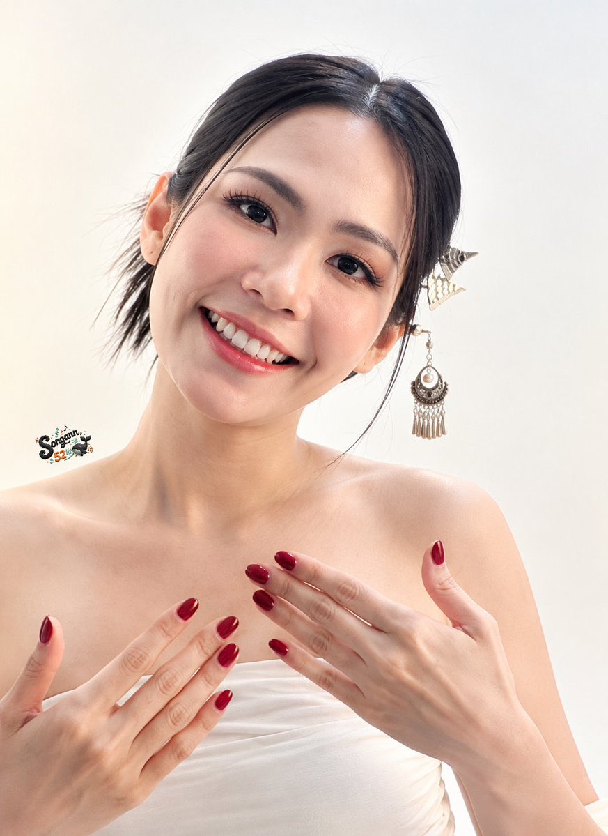 NiLi2309's tweet photo. ชอบนะคะผู้หญิงใส่สีขาว https://t.co/5gdn4RiVLH