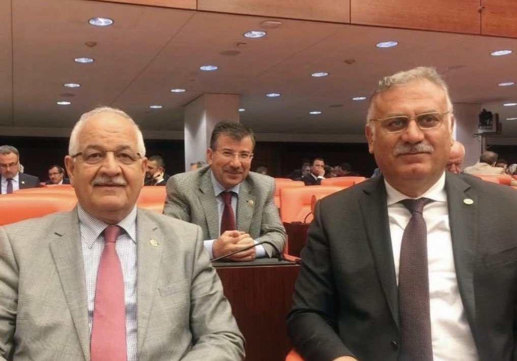 mehmeterdogan27's tweet photo. Kan bağından öteydik. 
Ayrılık 9 yıl oldu. 

Mekânın Cennet Olsun Abdulkadir Yüksel kardeşim. https://t.co/uCsvtk7xFl