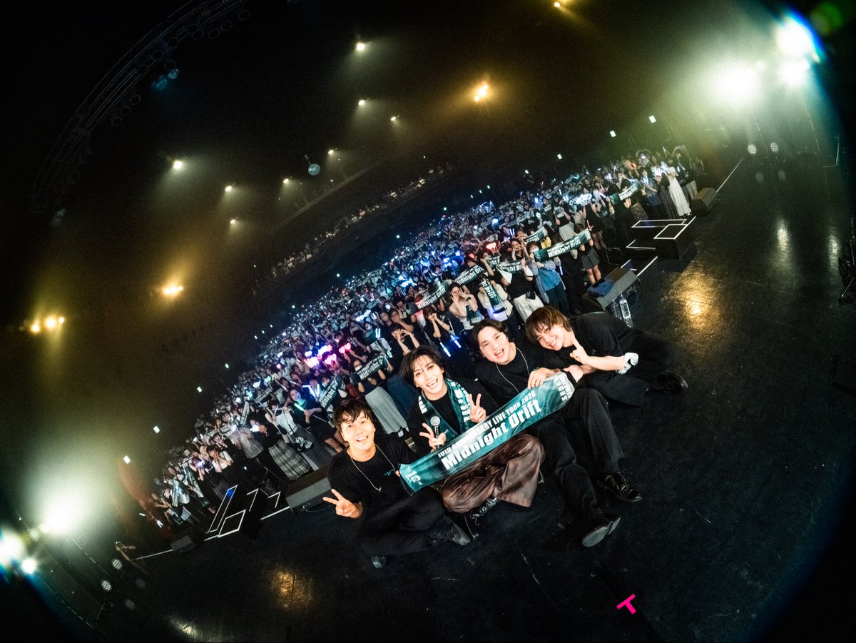 Shogotter0's tweet photo. 山﨑晶吾 10th ANNIVERSARY
LIVE TOUR 2026「Midnight Drift」
Zepp DiverCity TOUR FINAL

最高の景色と熱気を
ほんとにありがとう！！

やばいわ！！
もう楽しすぎた☺️！！

これからもよろしくね🎤!! https://t.co/6UP6cKstl6