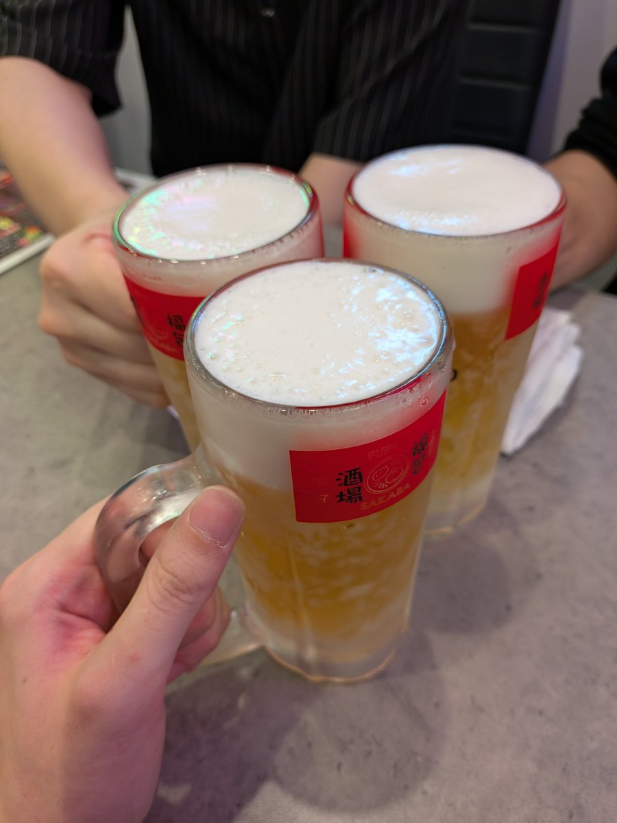 ManbouKine's tweet photo. 🍺∩(´^ヮ^｀)∩🍺
うどみょん君すねっく君ほんとーにお疲れ様でした！！！ https://t.co/3UtL6bIuQN