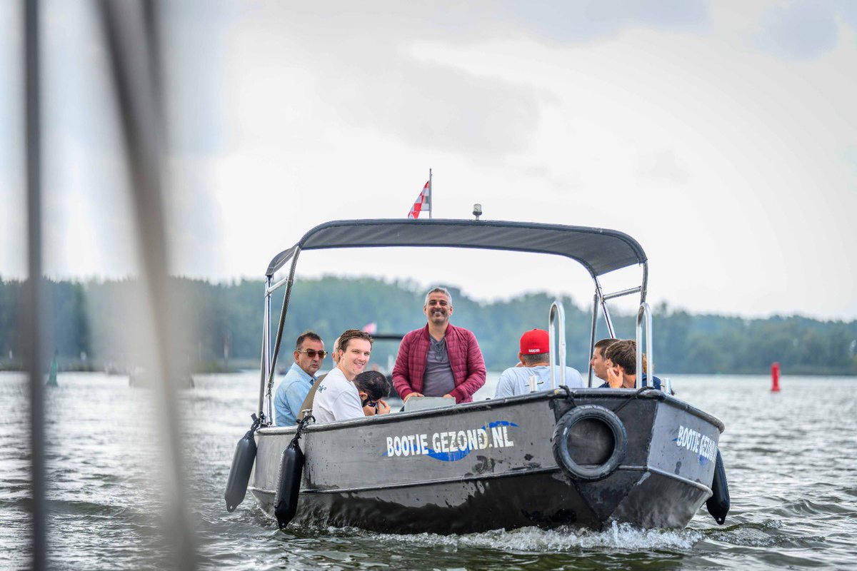 SGLsystem's tweet photo. Strategy &amp; Success: moving forward together 🚀

Last week, the SGL team came together in Breda to align on our strategy, share ideas and strengthen our team.

Good conversations, competitive games and even a boat trip. Now let’s make it happen!

#SGL #Teamwork https://t.co/lp2GhMtSZx