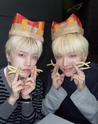 ihugwoon's tweet photo. UWAA ADIKKAKKK💕 https://t.co/uI4KGuLZcm