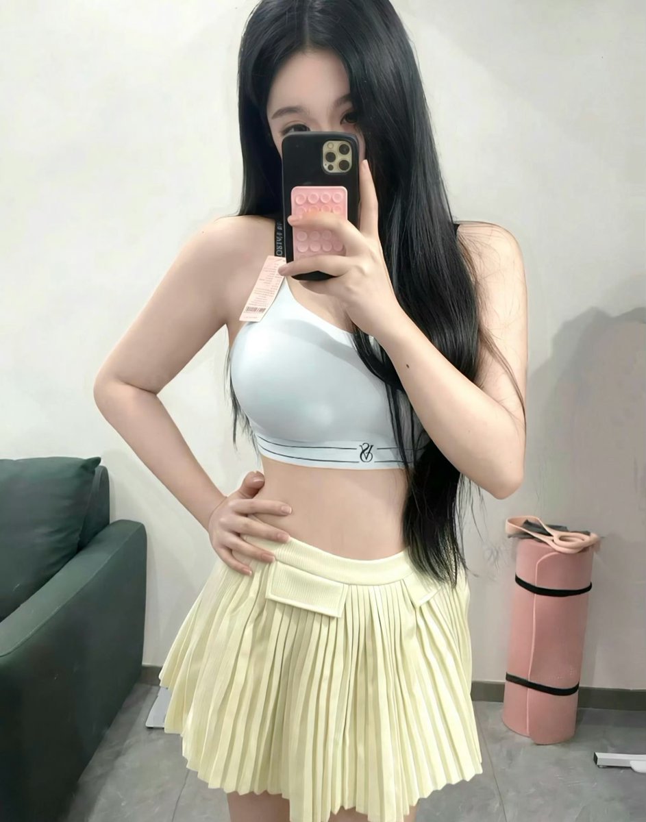 zmxyli1's tweet photo. 中秋快乐家人们♥️
#伪娘 #ts #cd #药娘 #线下 https://t.co/fsaaAVj6nn