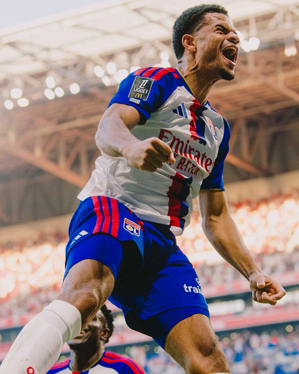 MilanMatters's tweet photo. 🗣️🇨🇭 | Zachary Athekame to RSI Sport:

“At Milan I felt very good. I'm a Milan player. Now I'm at Lyon, but I'd like to go back.

I rate my first season at Milan positively. I felt good, it was a new league, more tactical. 

Then there was the change on the bench. I spoke with the new coach and decided to change clubs.”