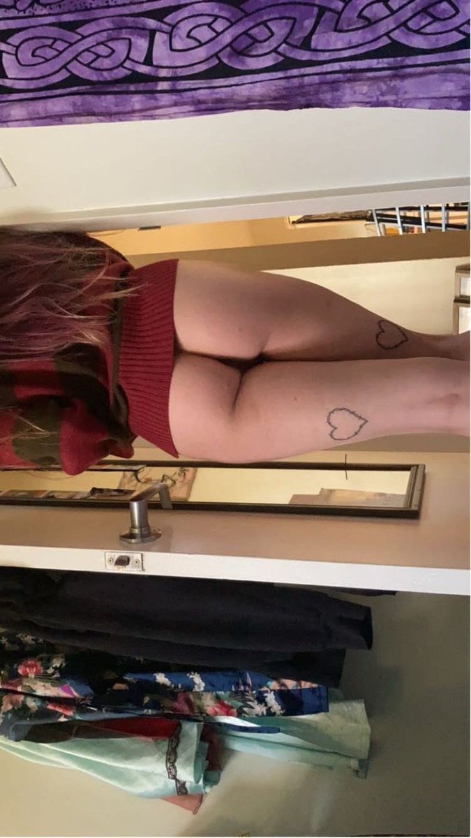 CaringsSharing3's tweet photo. Anonymous submission 🚨 
Ex gf 🤤🤤  Nice Ass! 
#exposed https://t.co/MuJWl0vLl6