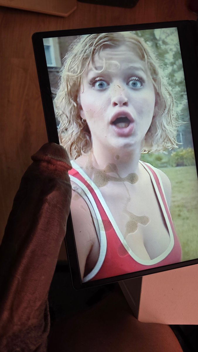 YoBlackDaddeh's tweet photo. Gina makes this big dick so horny https://t.co/av3RXQcnqC
